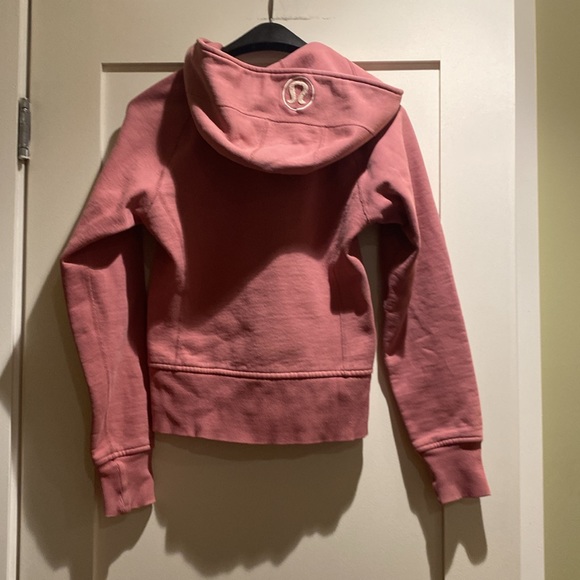 S/M lululemon Scuba Hoodie. - Picture 7 of 8